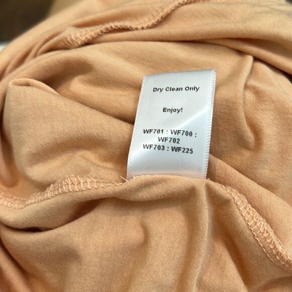 Nightcap Size 1 Black Dress Maxi Boatneck Floral Lace Keyhole & Slit Back Lined - Picture 14 of 16